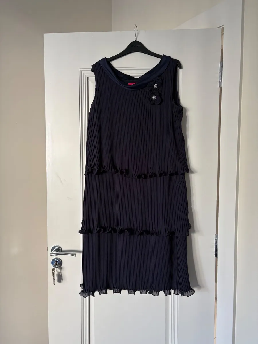 Jacques Vert Navy dress 12/14 - Image 1
