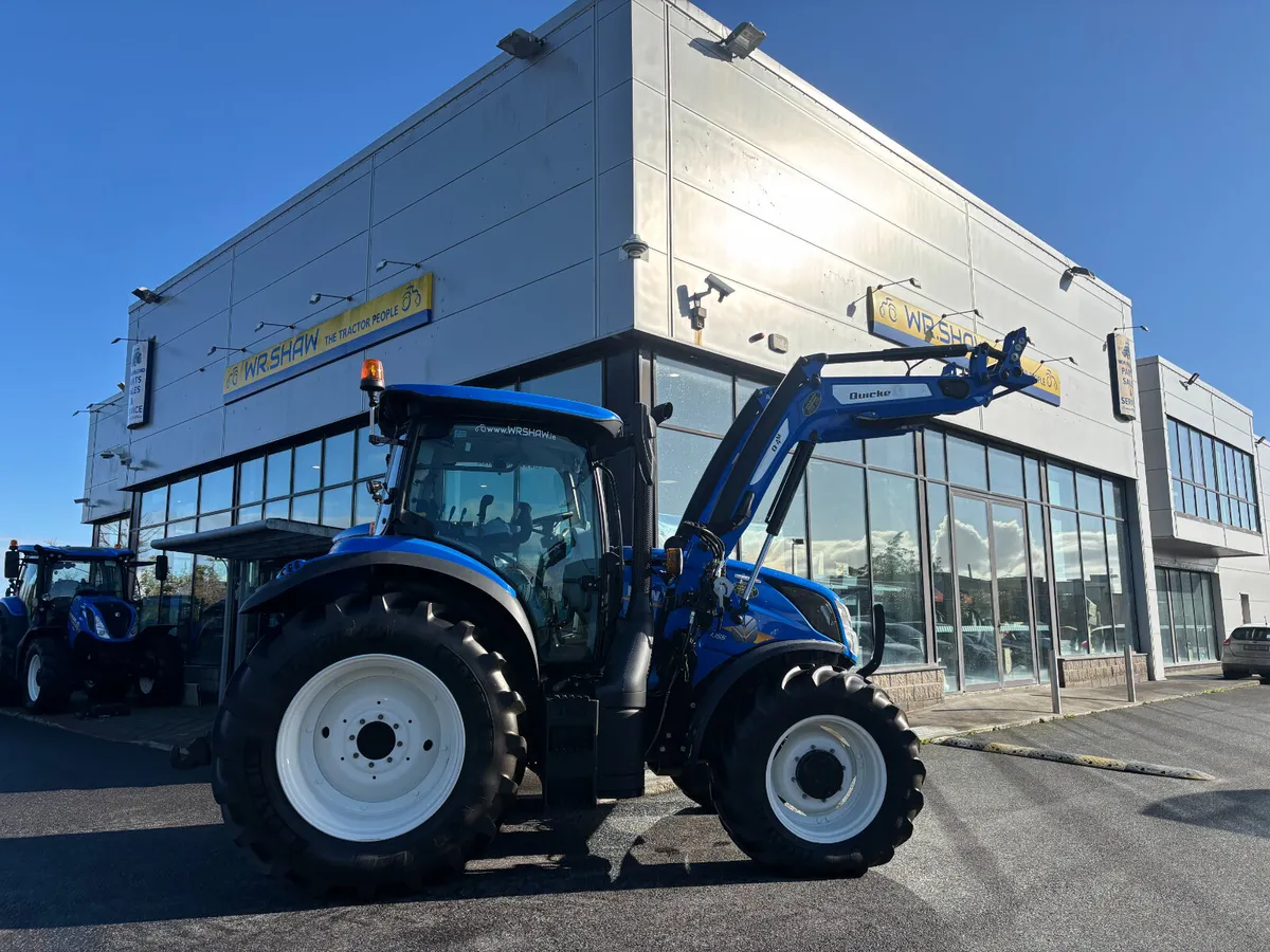 New Holland T6.155 Dynamic Command-1780hrs - Image 3