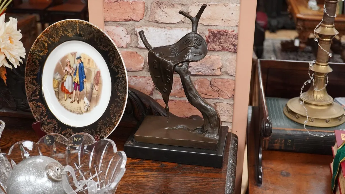 Melting Clock Bronze Sculpture - Image 1