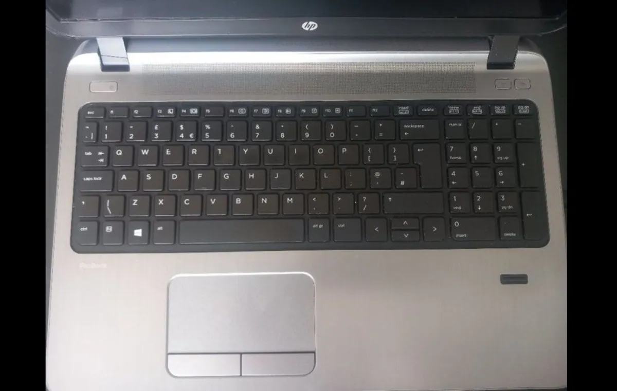 Laptop - Image 3