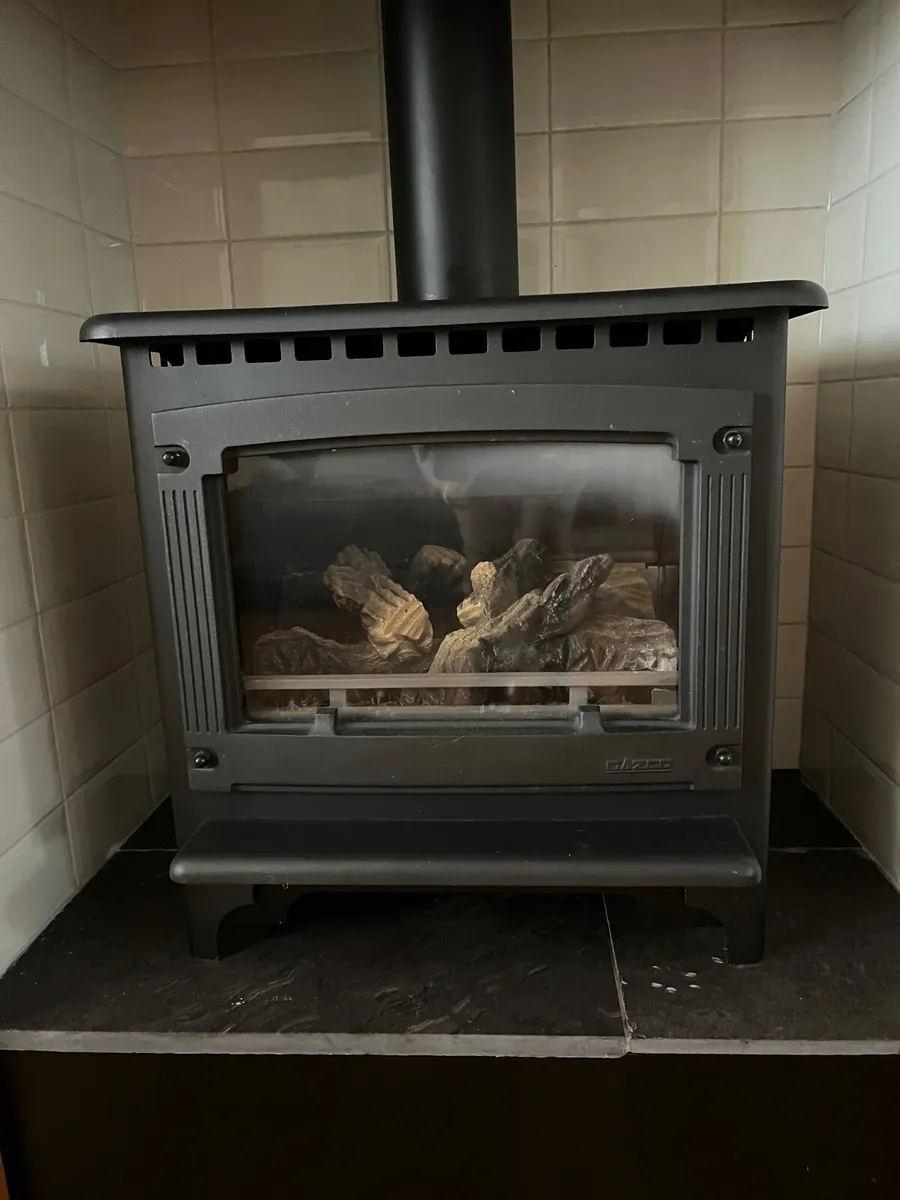 Gas Stove - Image 1