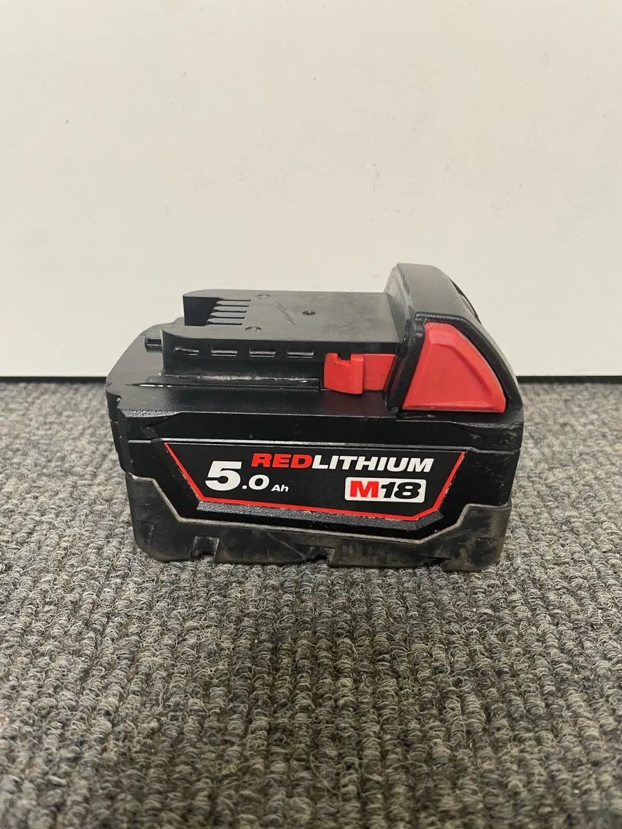 Milwaukee M18 Battery 18V 5ah - Image 1
