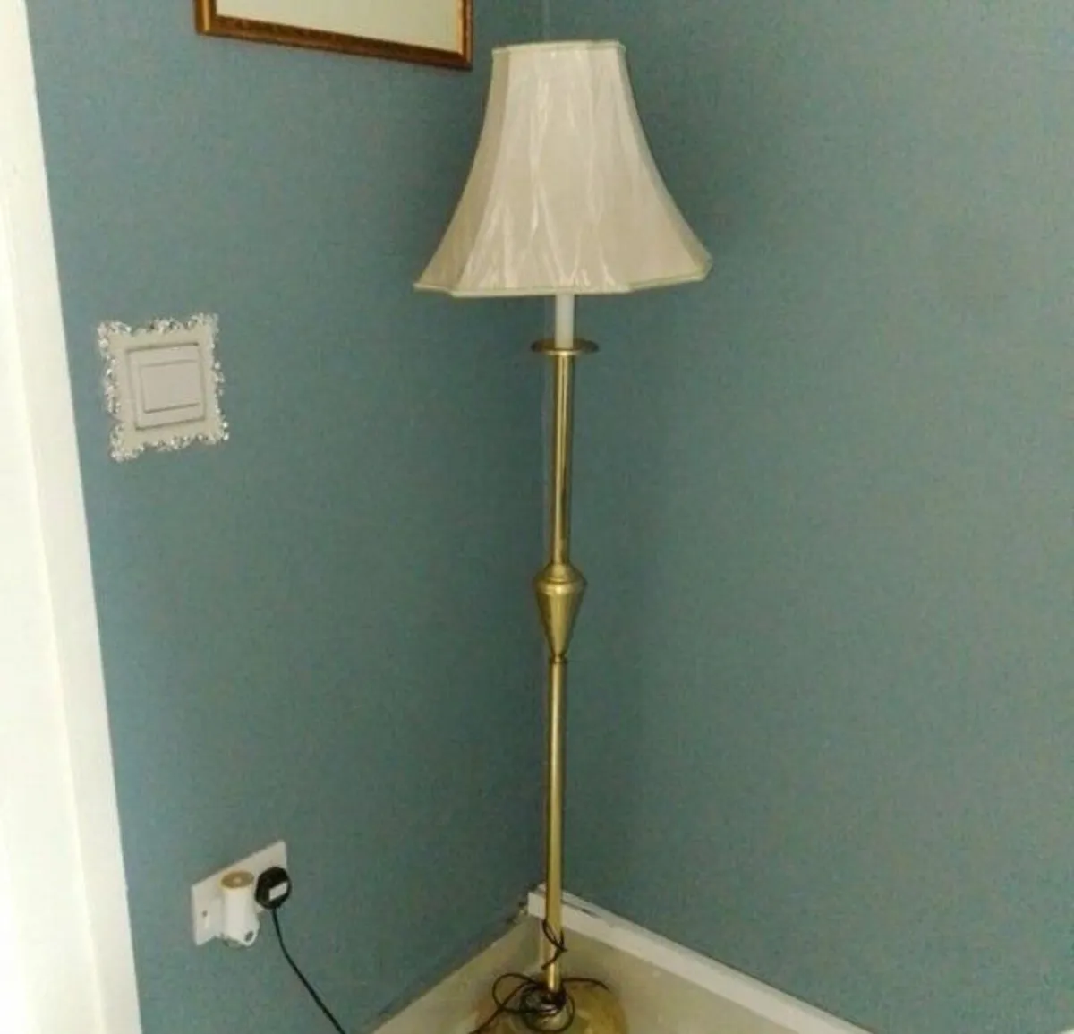 Vintage Floor Lamp - Image 1