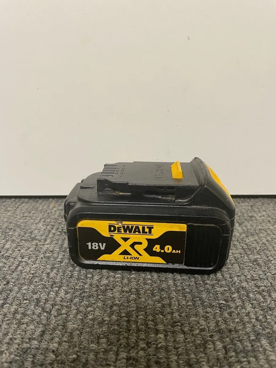 dewalt dcb182-xj 18V Battery - Image 1