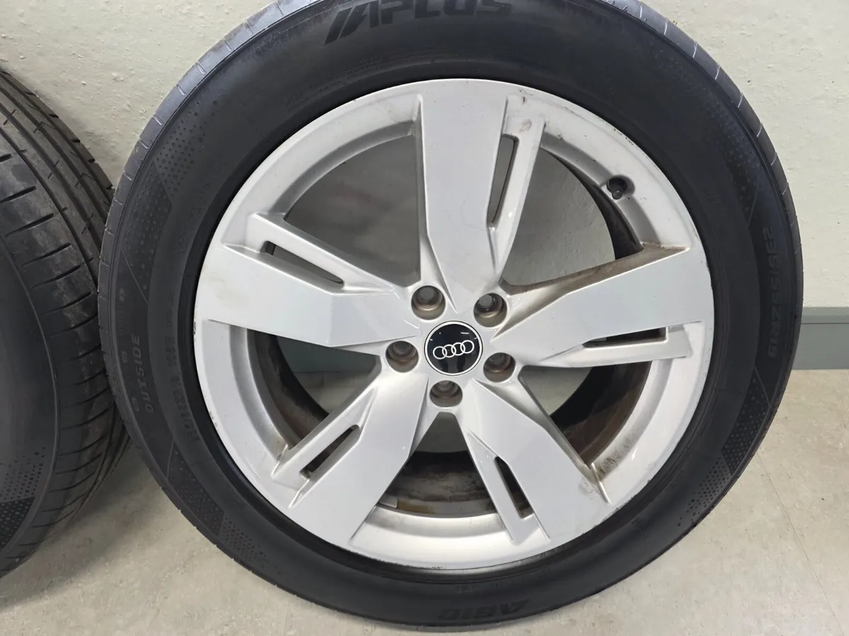 2022 Audi Q5 S-Line 19" Alloys - Good Tyres - Image 3