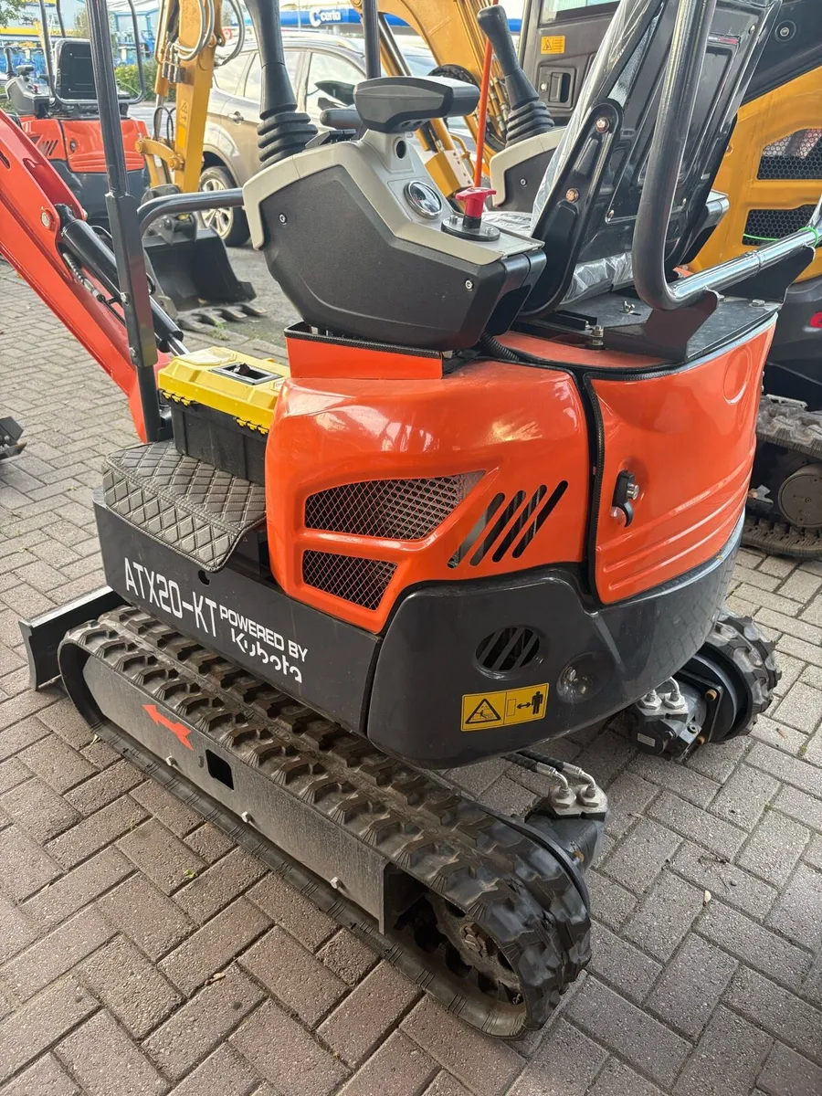 26 Kubota powered ATX 2ton Mini digger - Image 4