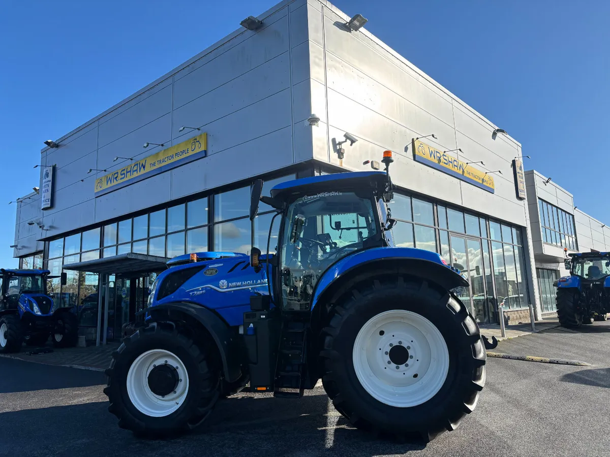 New Holland T7.225 Auto Command-1137hrs - Image 1