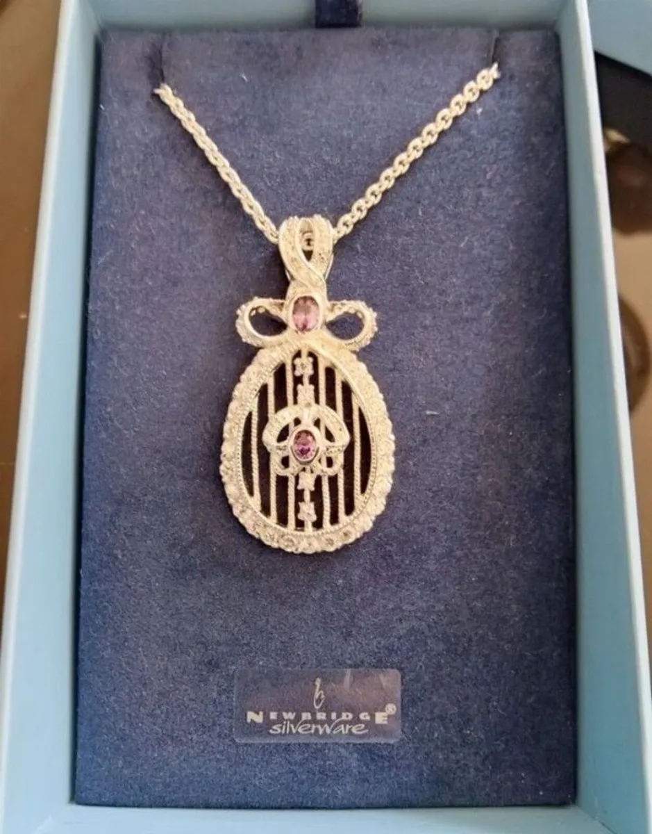 Stunning Necklace - Image 2