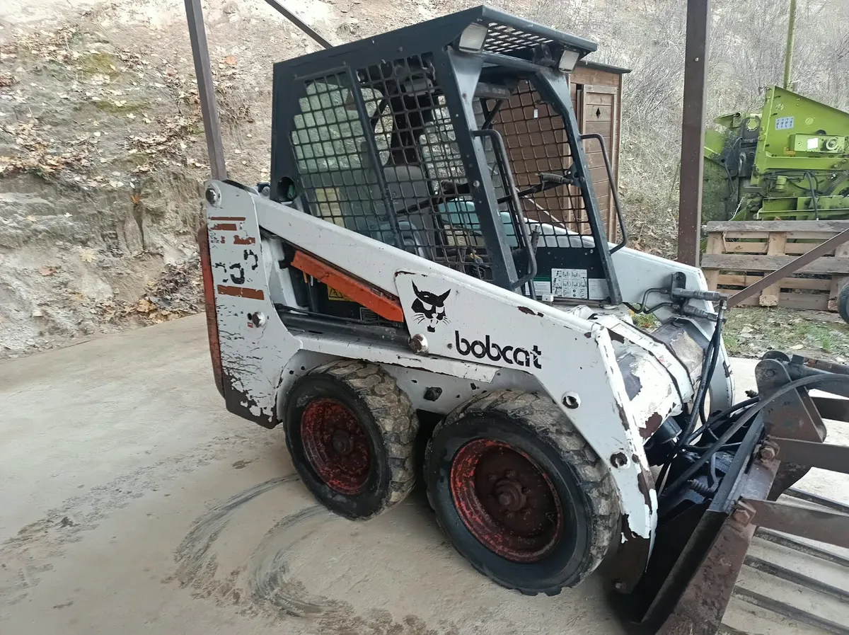 Bobcat skidsteer - Image 1