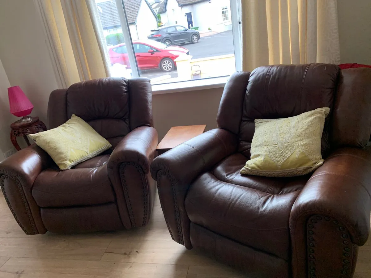 Two lovely brown leather reclining chairs for sale - Image 4