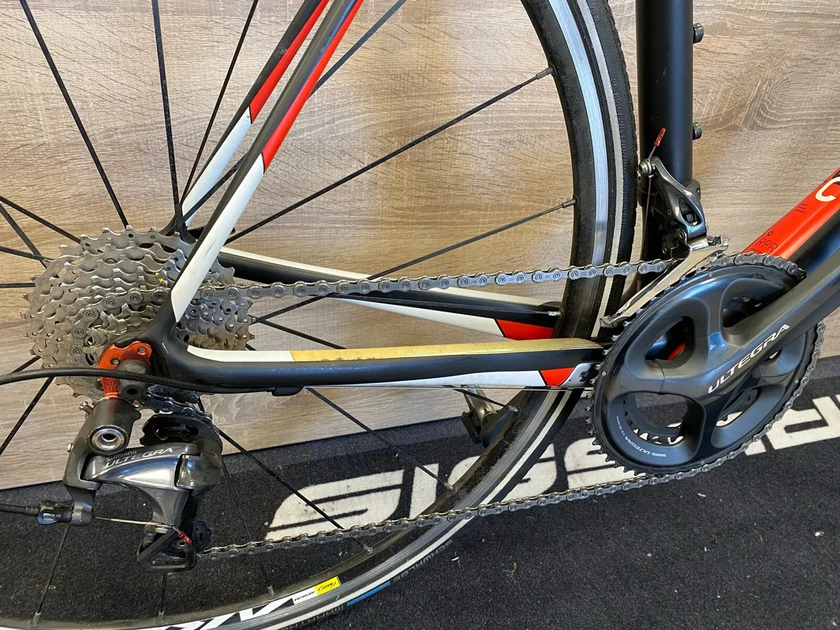 Cube attain race full carbon (Excellent condition) - Image 3
