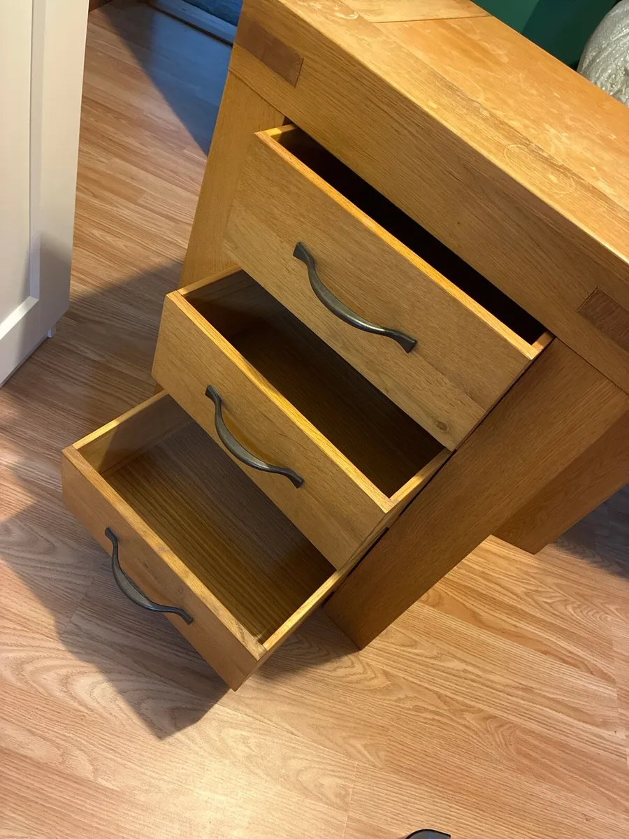 Chest of Drawers - Image 3