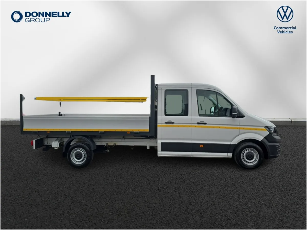Volkswagen Crafter Cr35 Lwb Diesel Fwd Commerce - Image 4