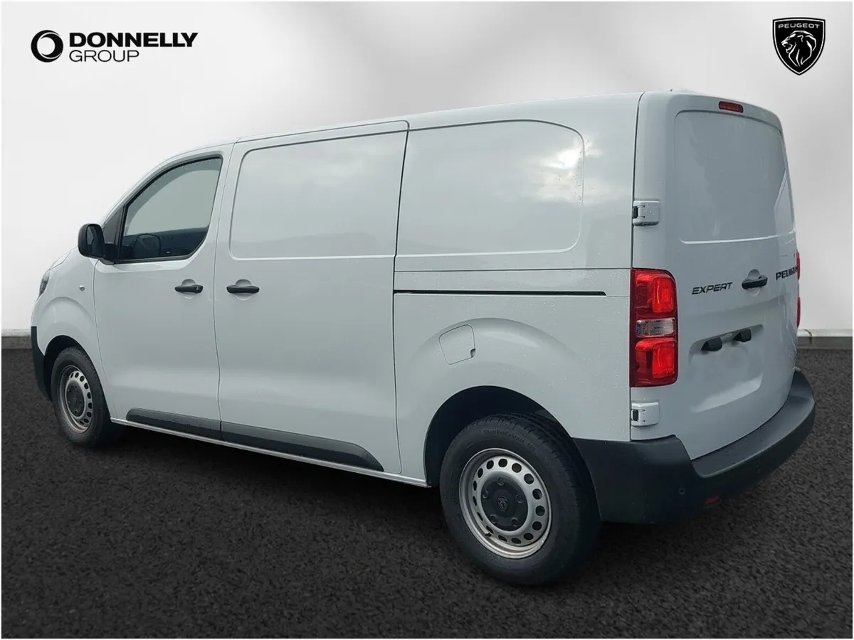 Peugeot Expert 1.5 BlueHDi 120 Professional Van - Image 2