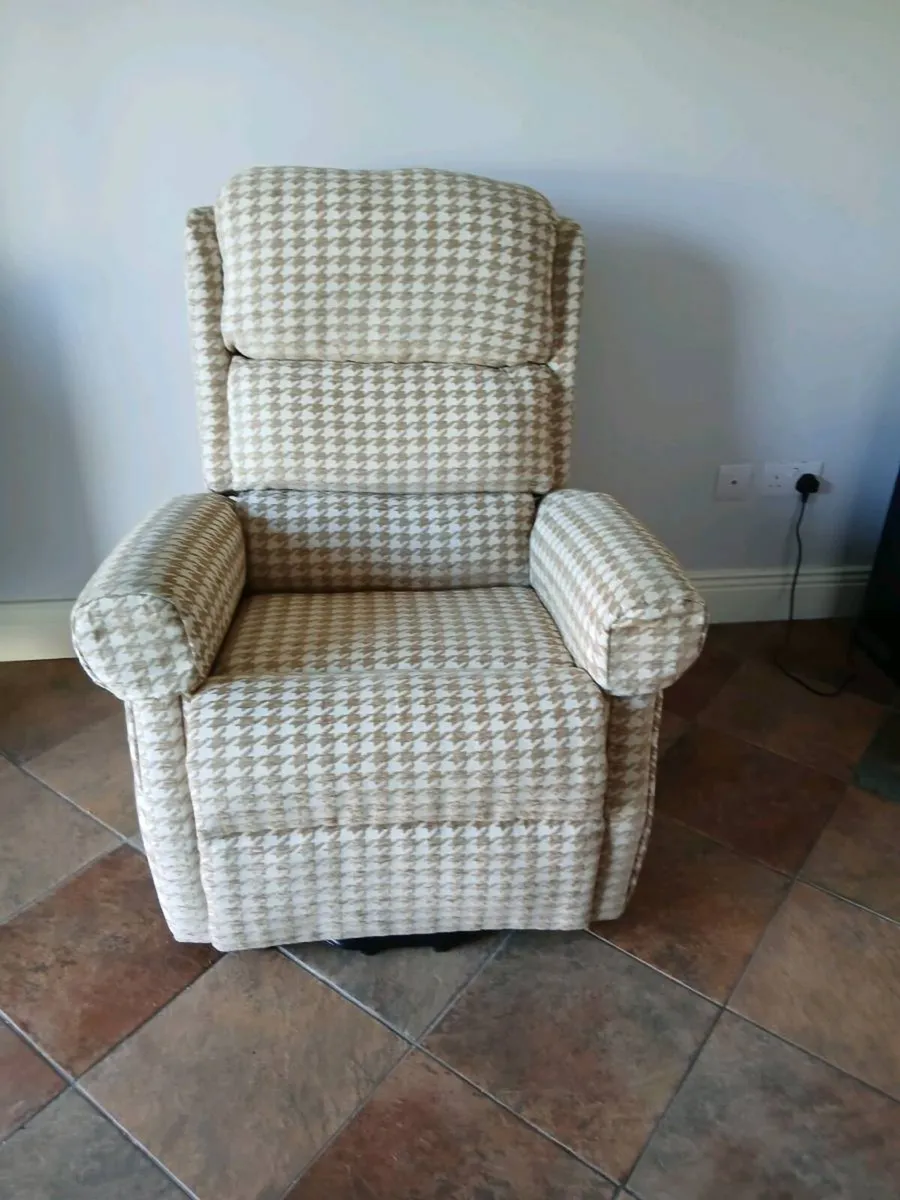 ARMCHAIR.  NEW NEVER USED - Image 1