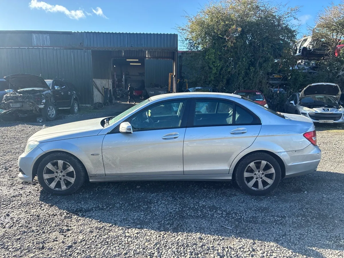 2012 Mercedes Auto C220d (Running and driving) - Image 3