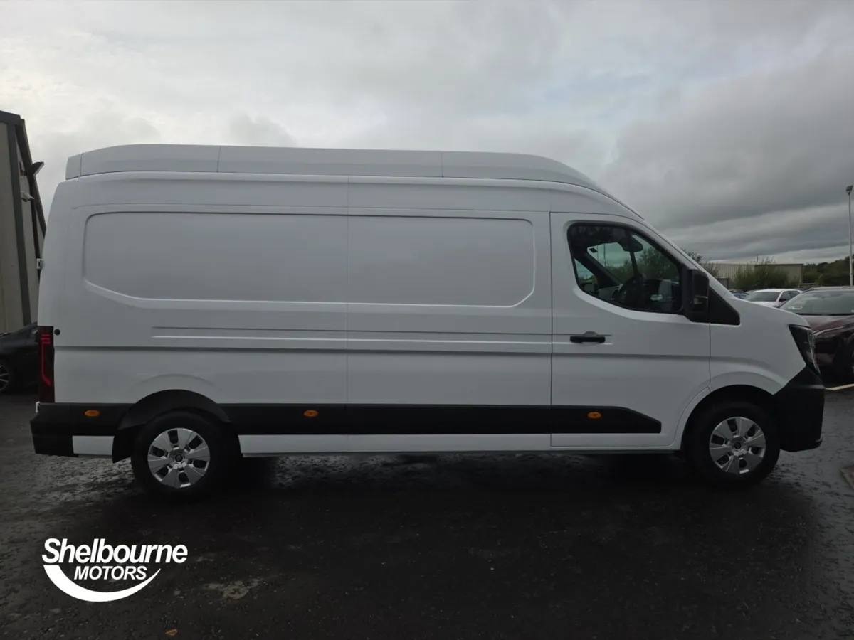 Renault Master LH35 Blue dCi 150 Advance High Roof - Image 3