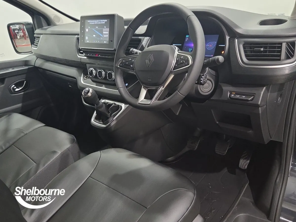 Renault Trafic LL30 Blue dCi 150 Graphite Edition - Image 4