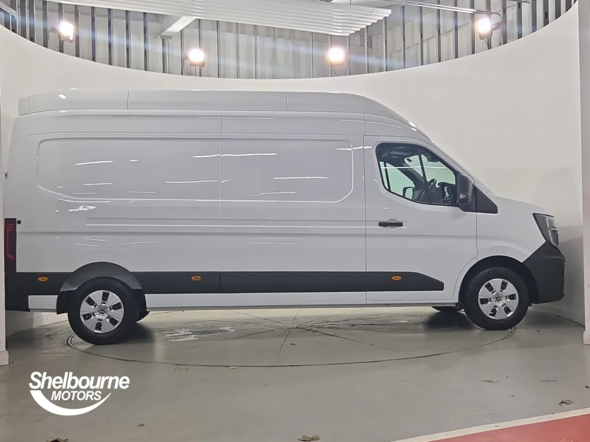 Renault Master LH35 Blue dCi 150 Advance High Roof - Image 3