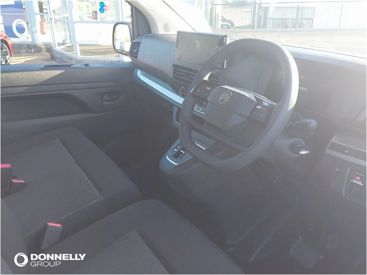 Citroen Dispatch 2.2 D 150ps Crew Van Driver EAT8 - Image 4