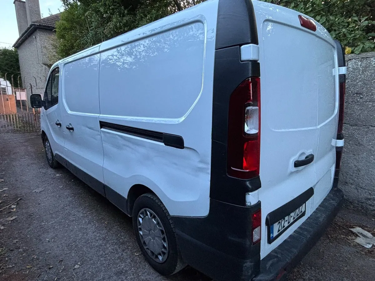 2021 RENAULT TRAFFIC **SMALL MILEAGE** - Image 4