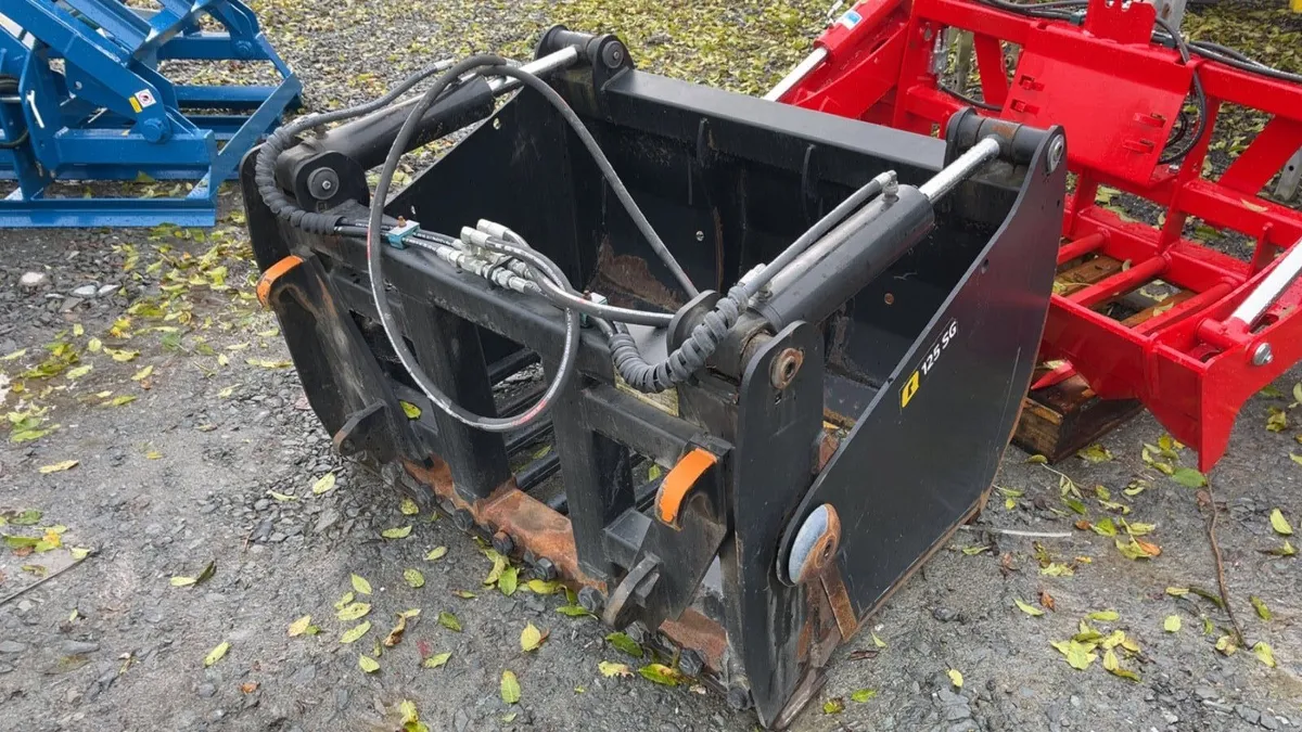 Selection of New & Used Shear Grabs - Image 4