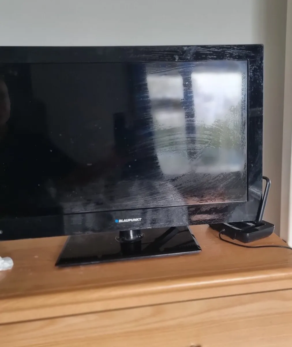 24 Inch TV WITH DVD COMBI - Image 1