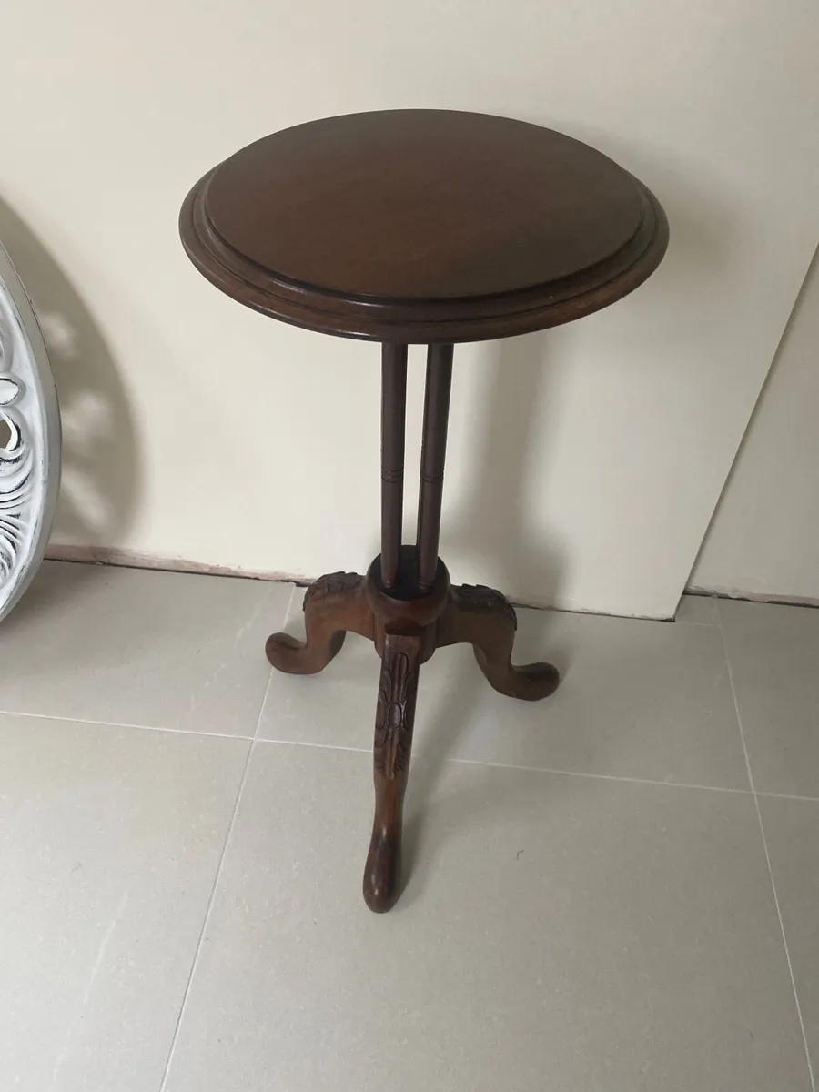 Side table - Image 1
