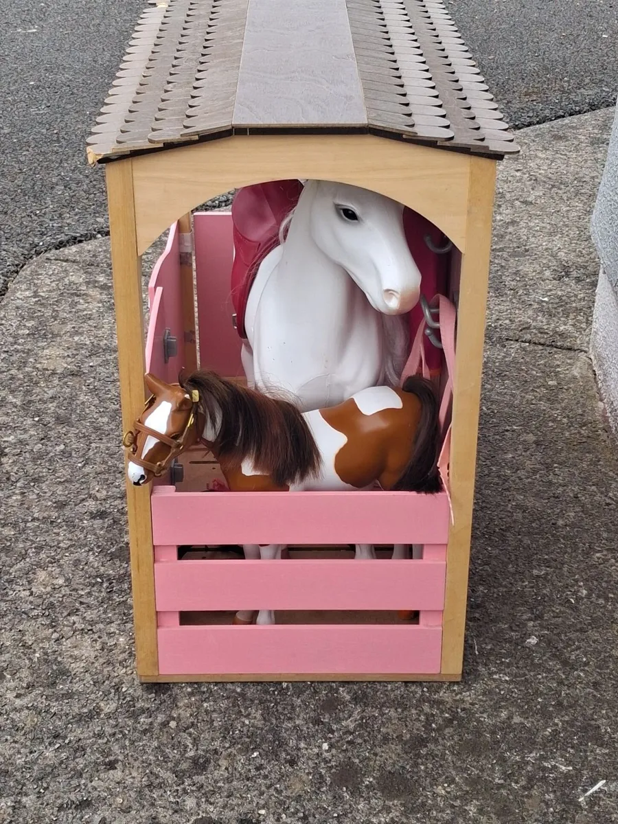 Toys - Image 3