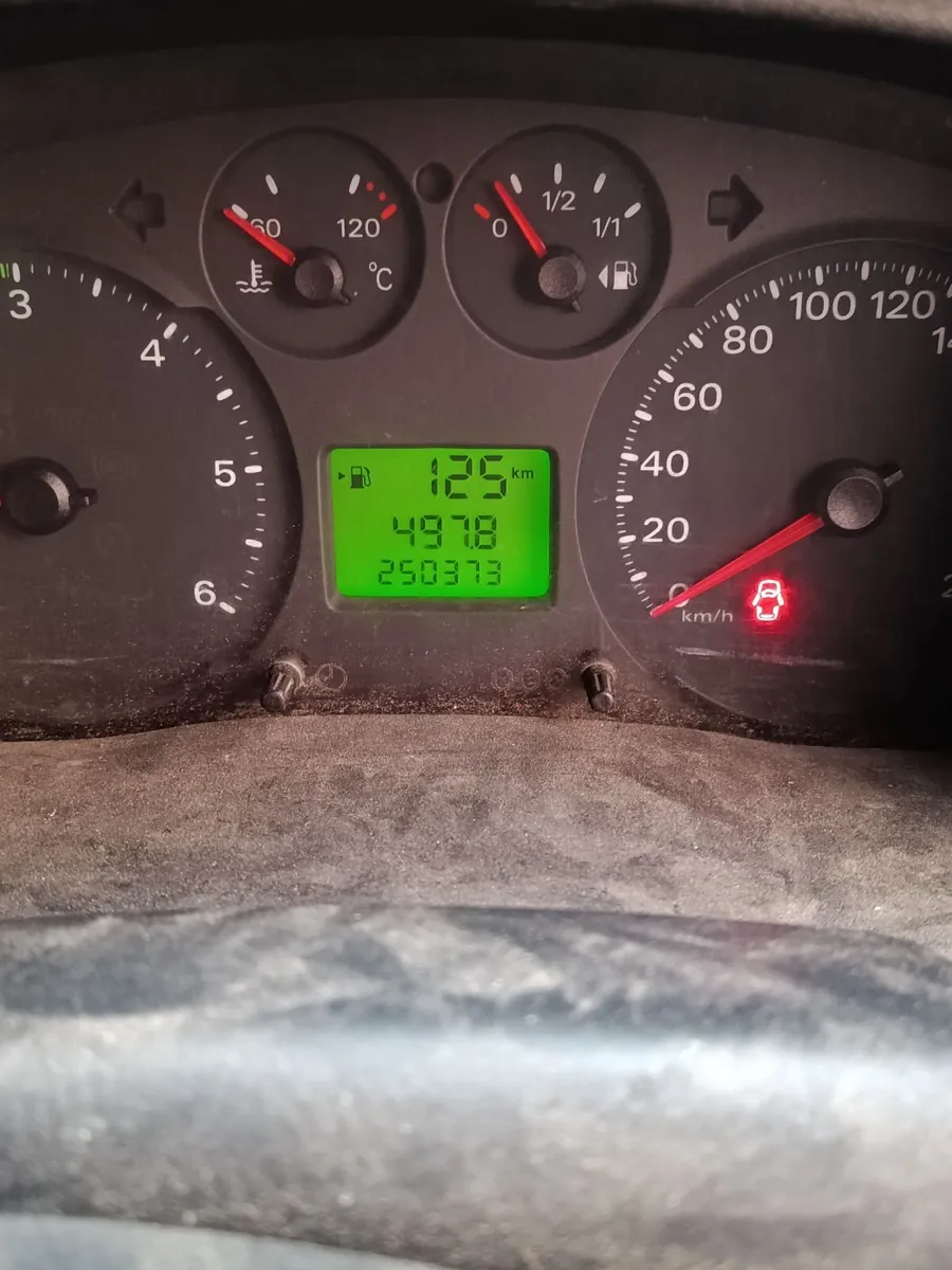 Ford Transit 2008 - Image 2