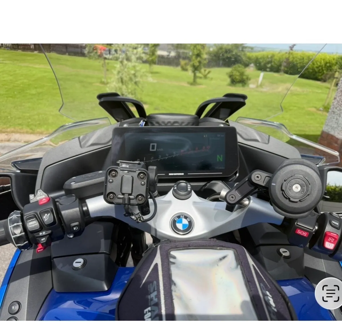 2022 BMW R 1250RT - Image 2