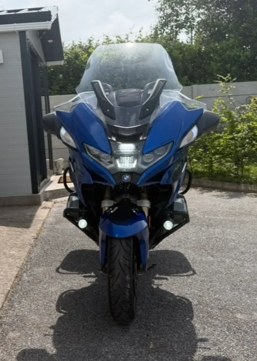 2022 BMW R 1250RT - Image 3