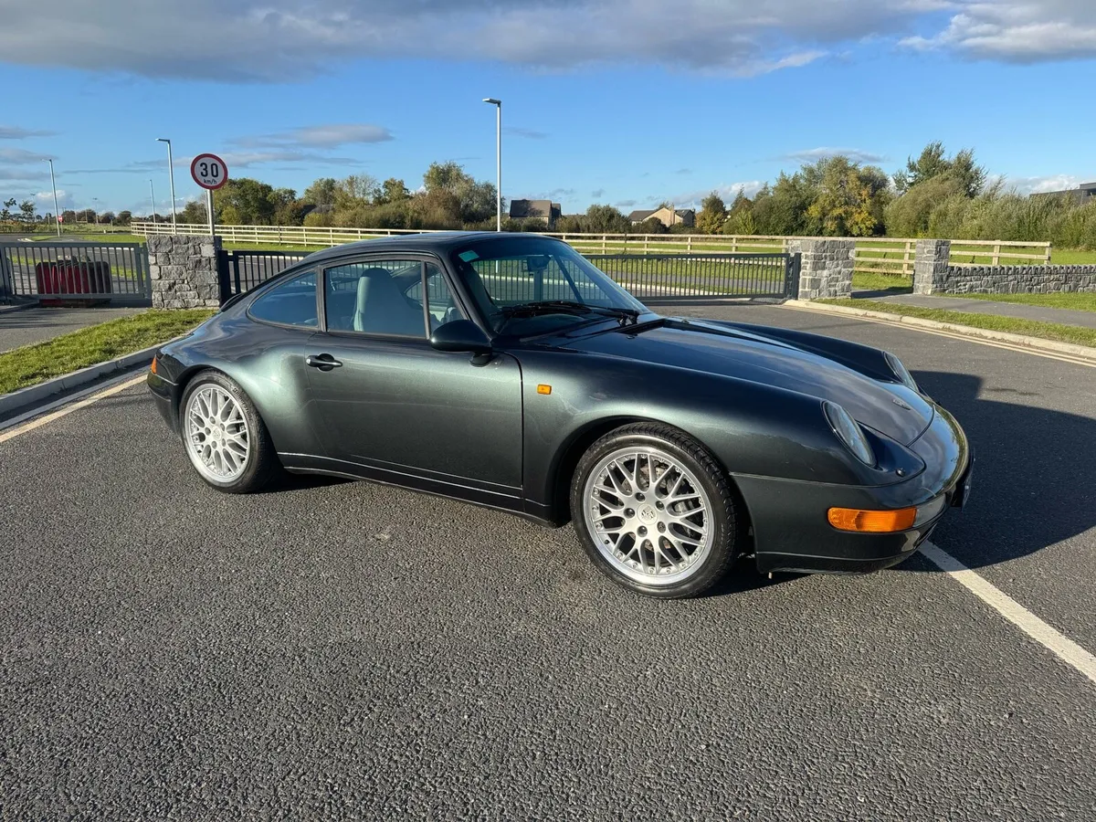 Porsche 911 - 993 Carrera Manual - Image 2