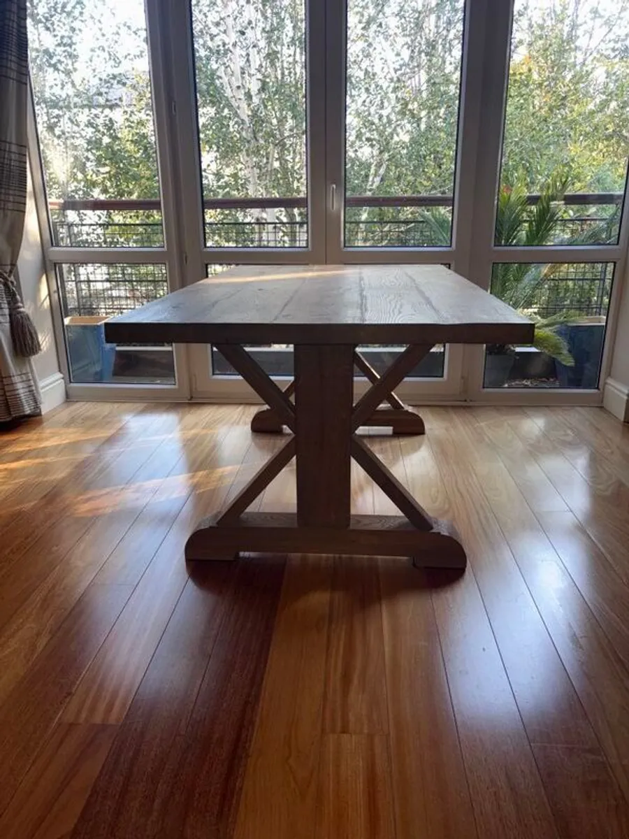 Dining/Kitchen Table - Image 4
