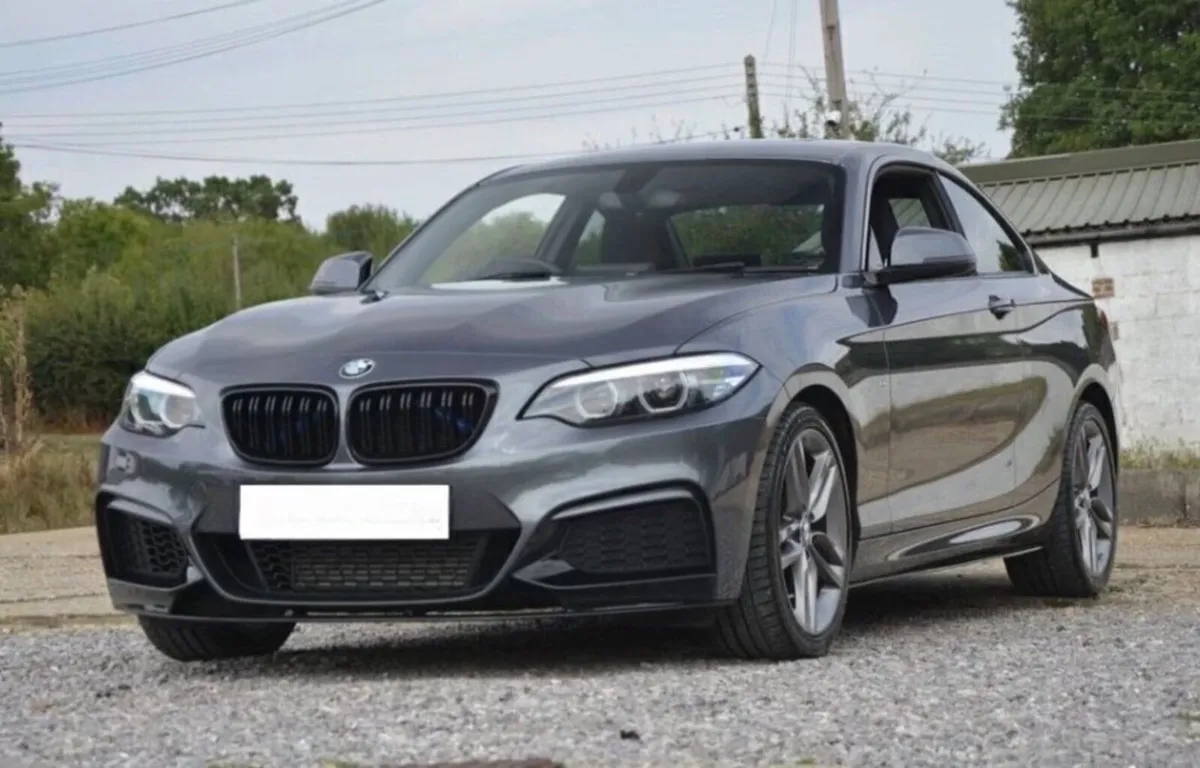 2 x Black Gloss Kidney Grills 2 Series Coupe - Image 2