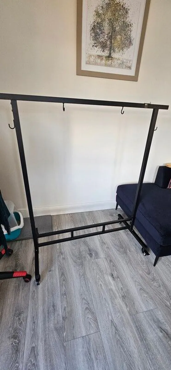 Gong stand