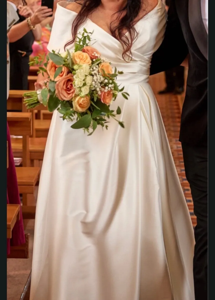 A-Line Justin Alexander Wedding Dress Size 12 - Image 2
