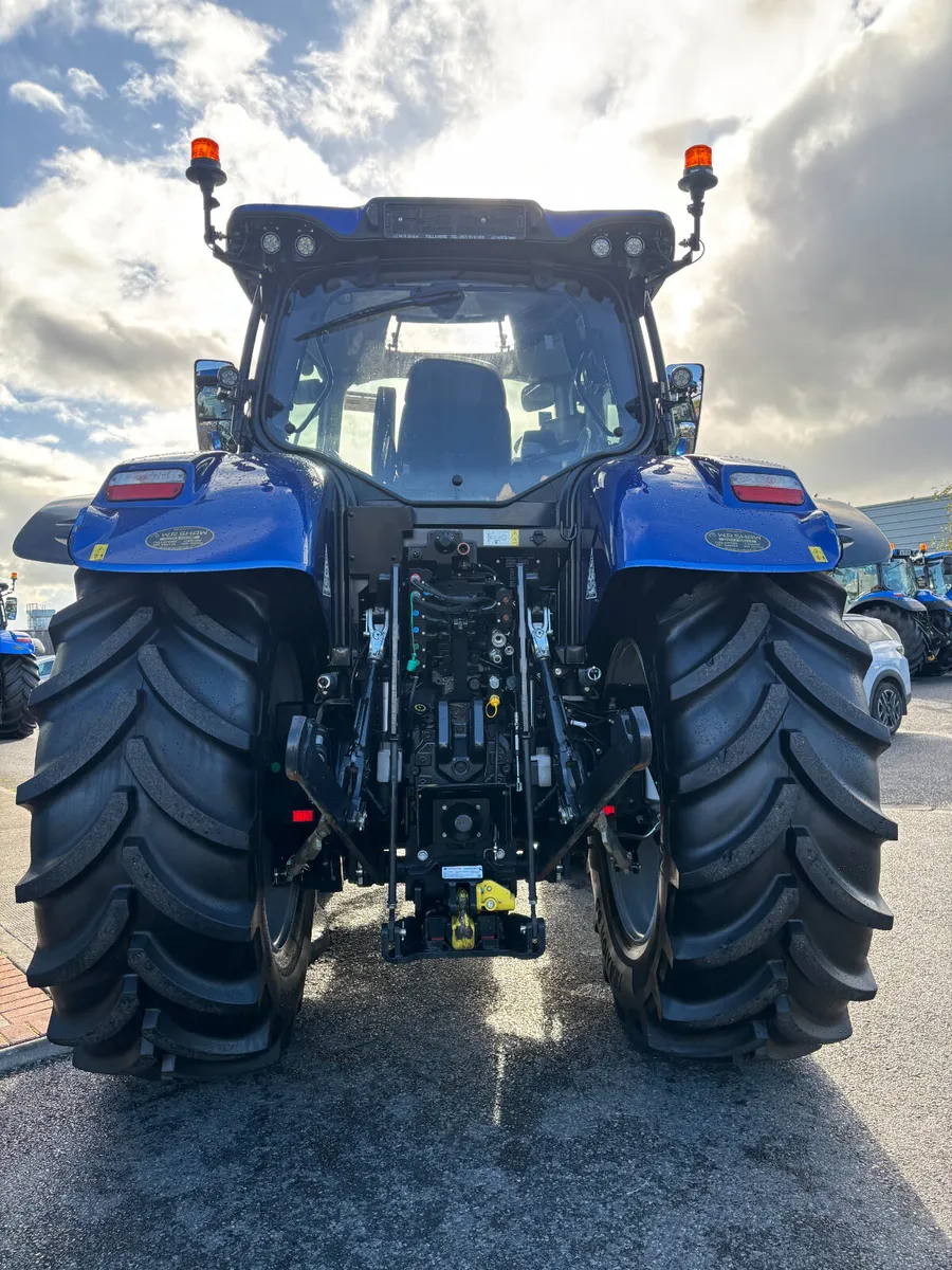 New Holland T7.225 Blue Power-1617hrs - Image 4