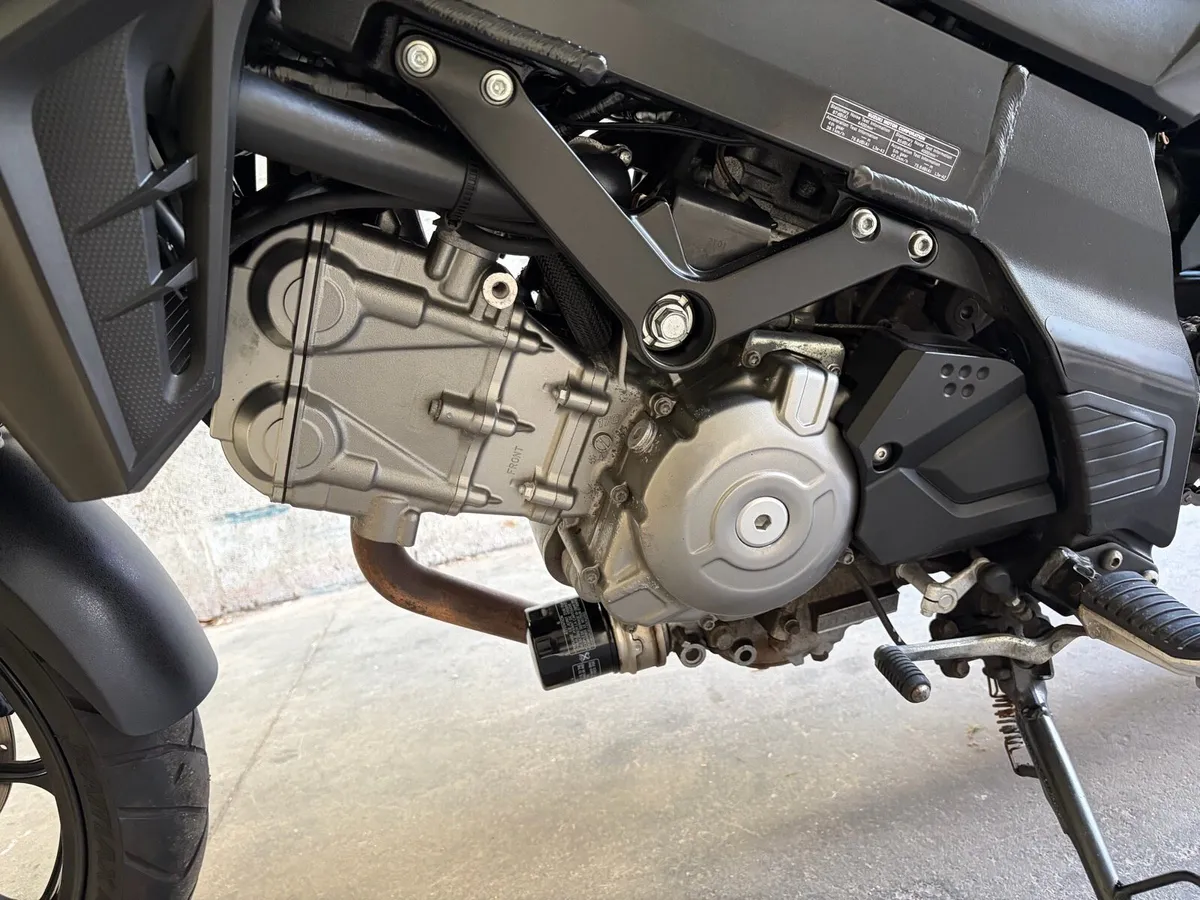 Suzuki DL 650 VSTROM - Image 2