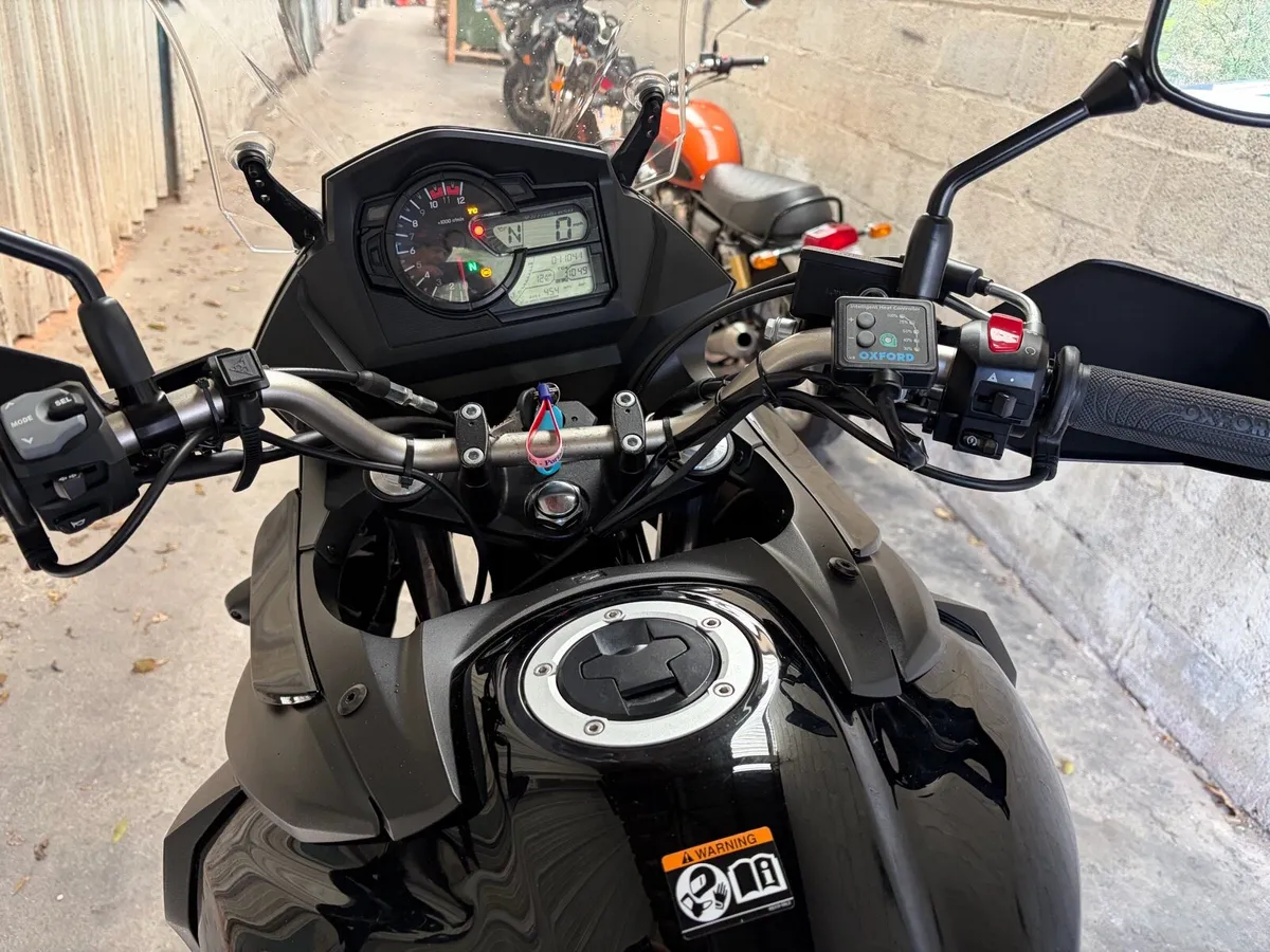 Suzuki DL 650 VSTROM - Image 4