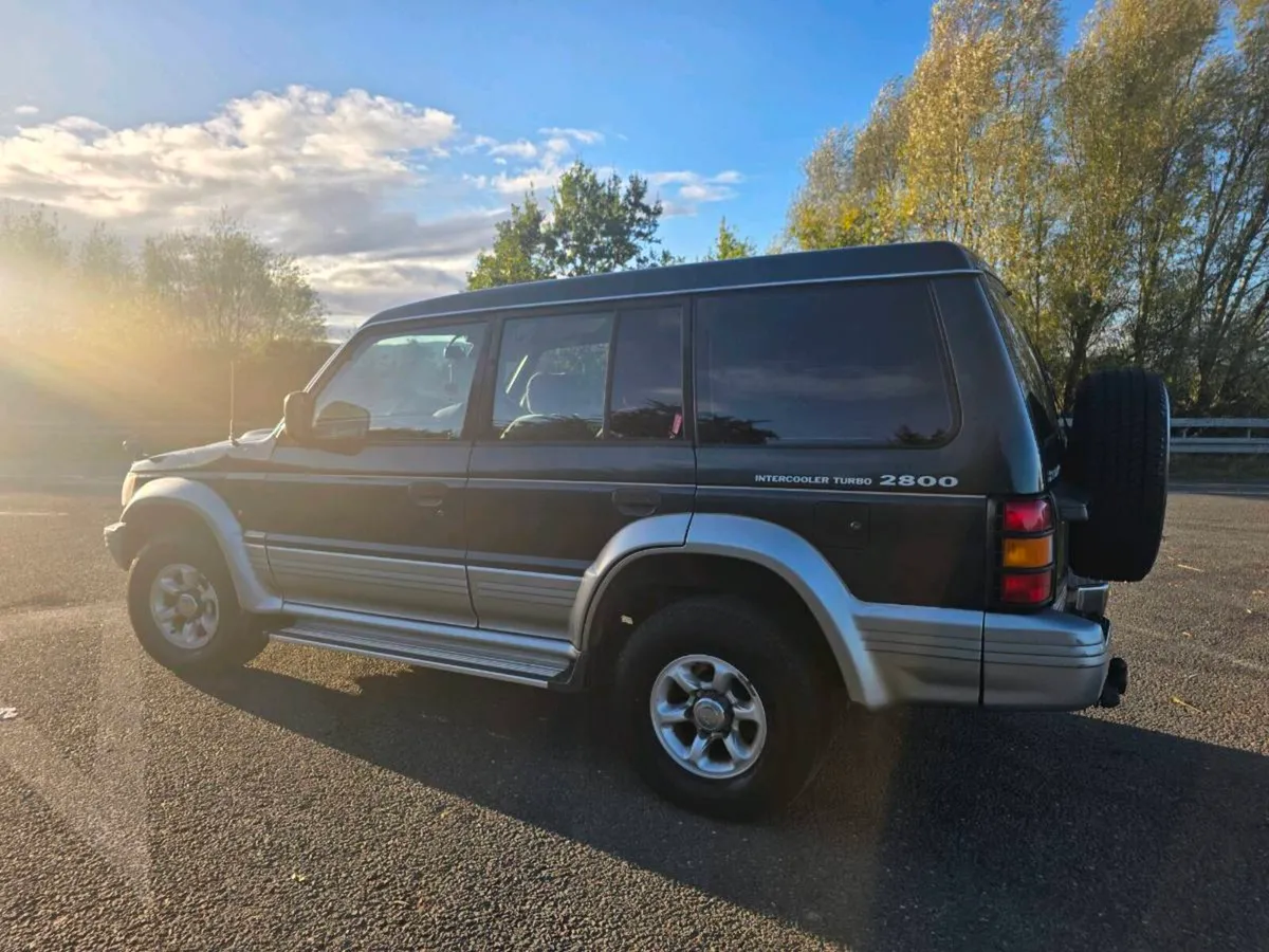 MITSUBISHI PAJERO 2.8 TURBO DIESEL - Image 4