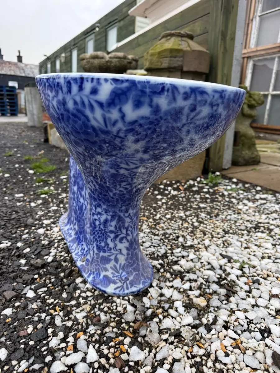 Antique Doulton of Lambeth toilet . - Image 4