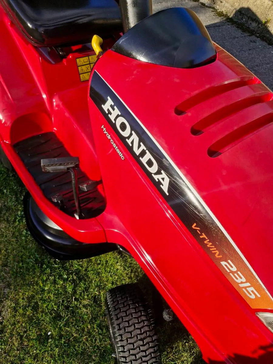 Honda 2315  lawnmower - Image 2