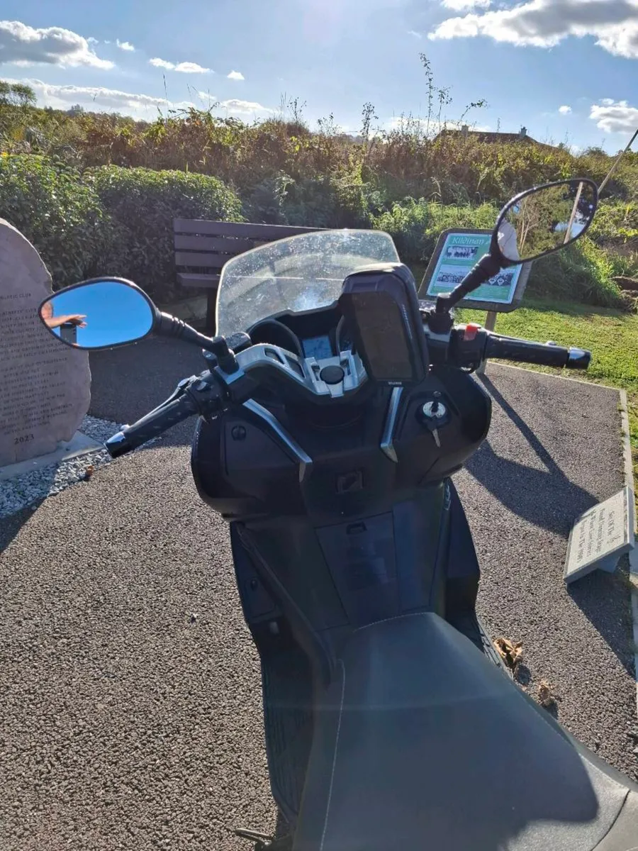 Kawasaki j125 scooter - Image 3