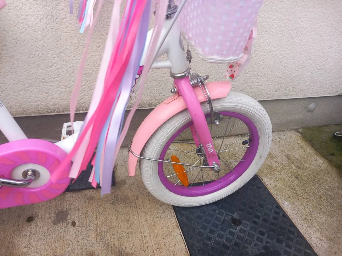 Chipmunk Kids bike size 14 inch wheels - Image 4
