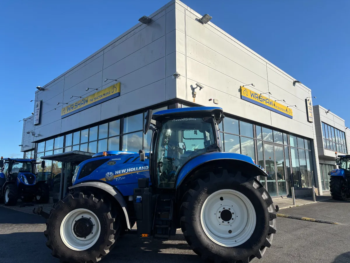 New Holland T7.210 Auto Command-4441hrs - Image 1