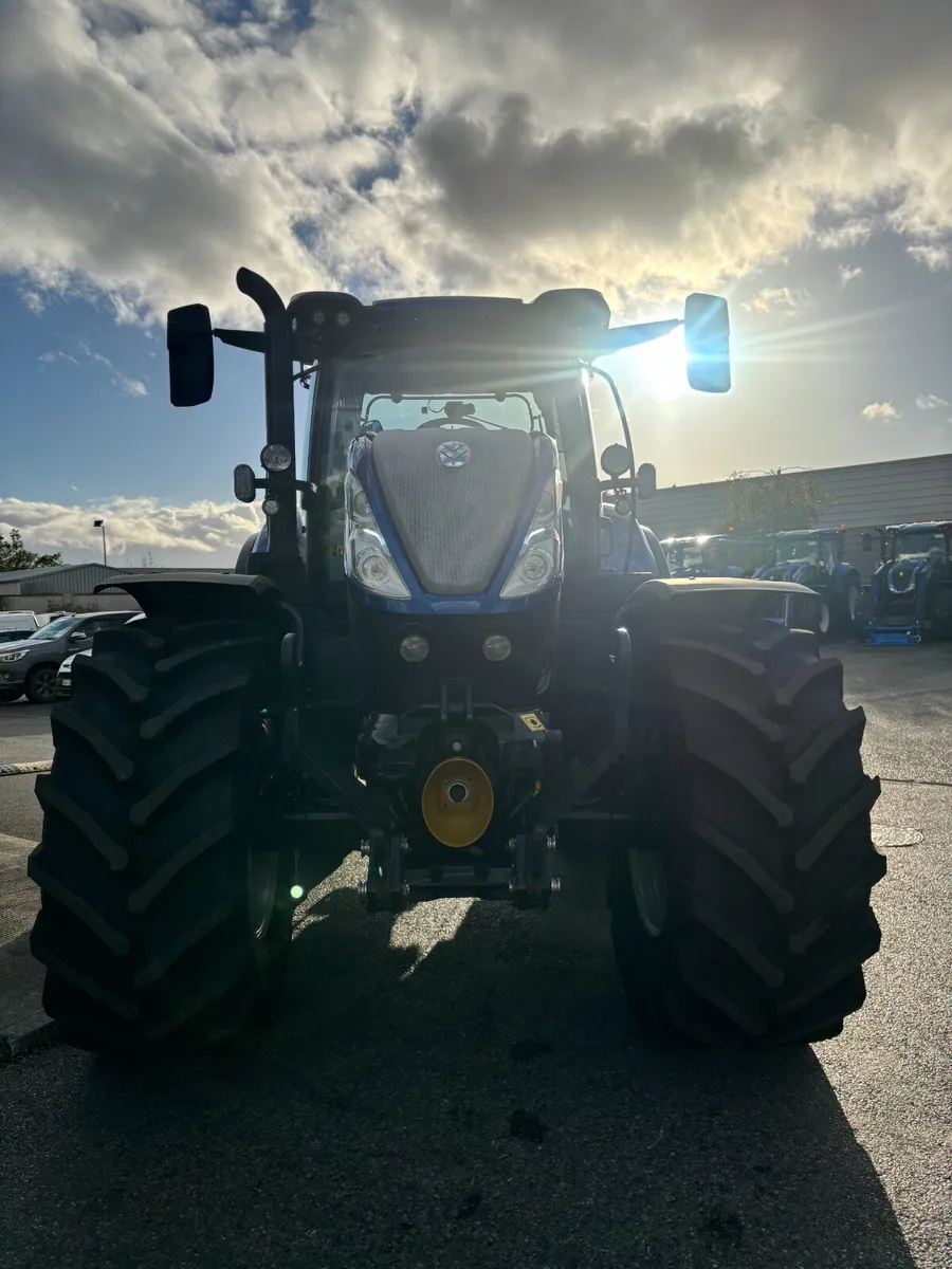 New Holland T7.225 Blue Power-1492hrs - Image 2