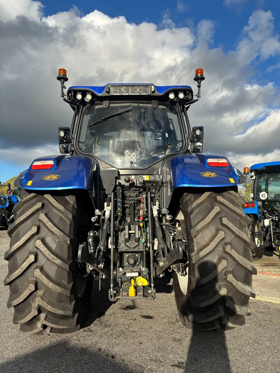 New Holland T7.225 Blue Power-1492hrs - Image 4