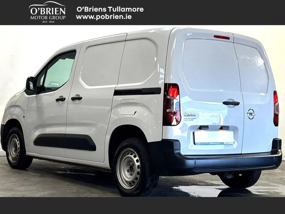 Opel Combo KOMFORT L1H1-1.5 100BHP  D 3D - Image 3