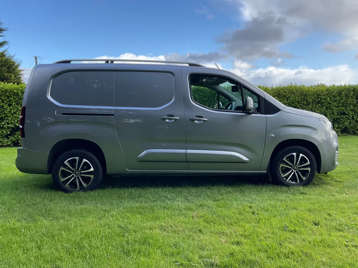 2021 Citroen Berlingo 950 DRIVER XL BLUEHDI - Image 4